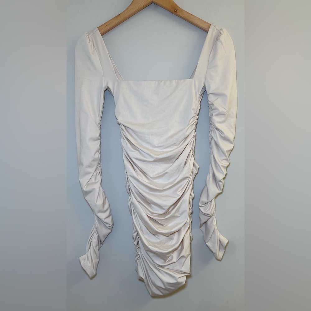 OH POLLY Cream Ruched Long Sleeve Dress